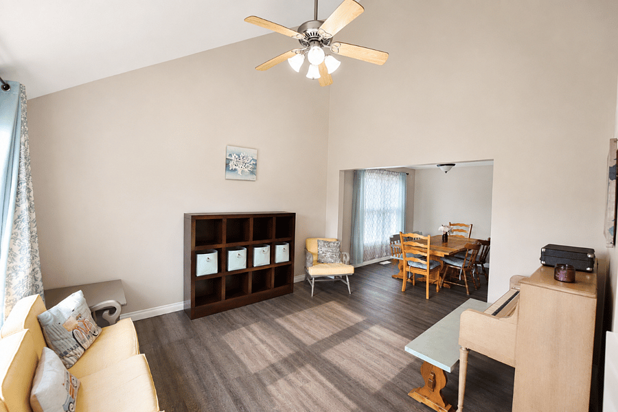 Furnished Finder property 598017_1 photo 5