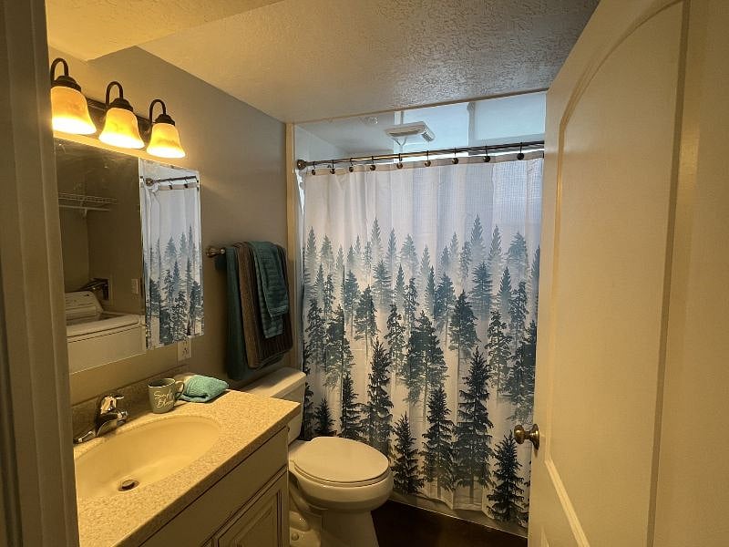 Furnished Finder property 598018_1 photo 12