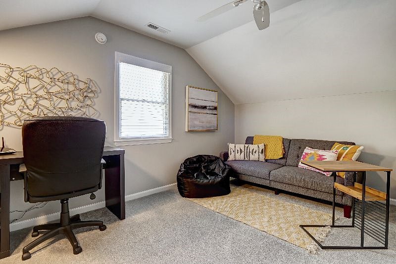Furnished Finder property 598038_1 photo 23