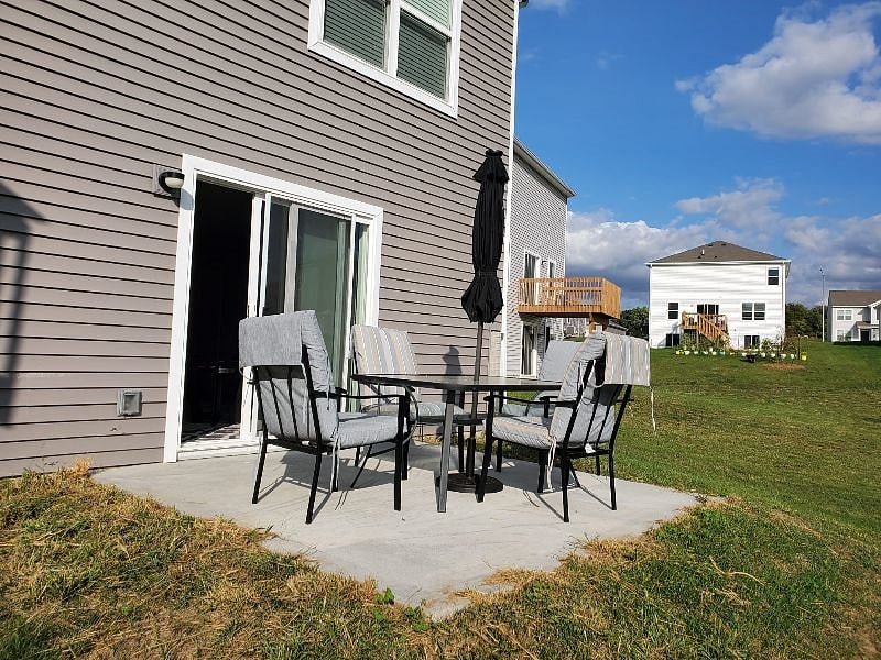Furnished Finder property 598060_2 photo 22