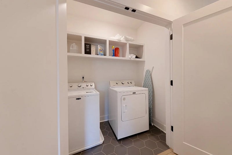 Furnished Finder property 598069_1 photo 16
