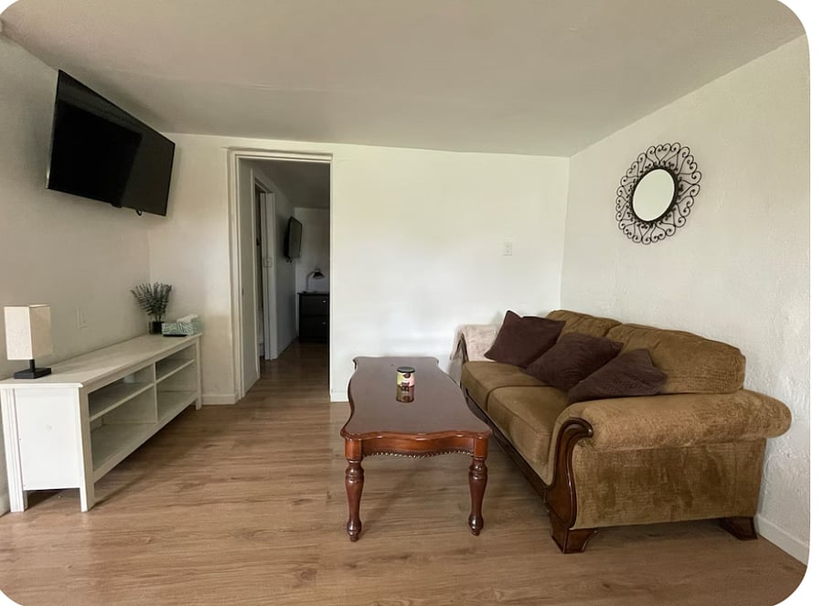 Furnished Finder property 598086_1 photo 7