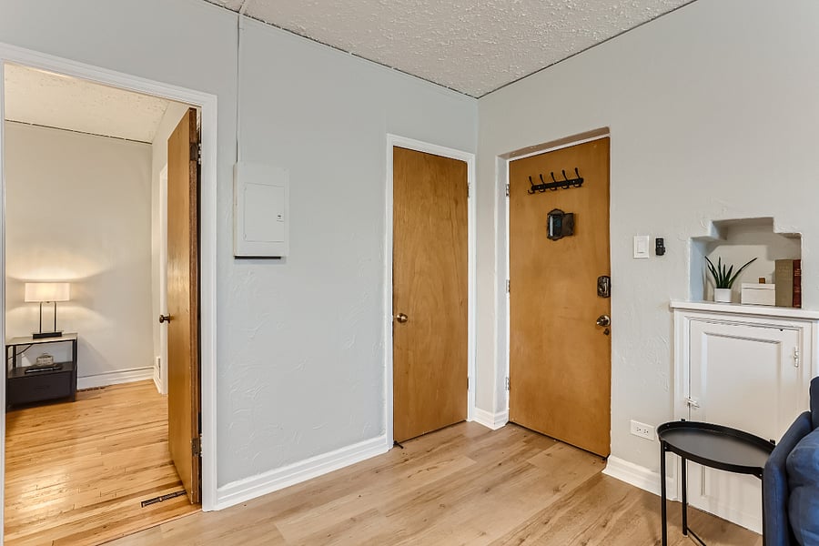 Furnished Finder property 598109_1 photo 4