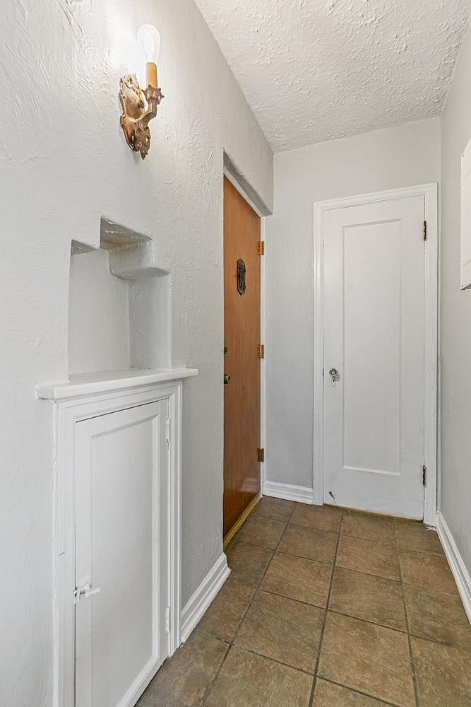 Furnished Finder property 598109_11 photo 19