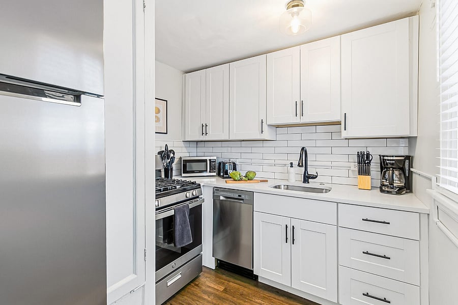 Furnished Finder property 598109_13 photo 16