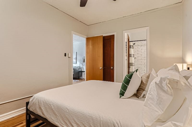 Furnished Finder property 598109_2 photo 14