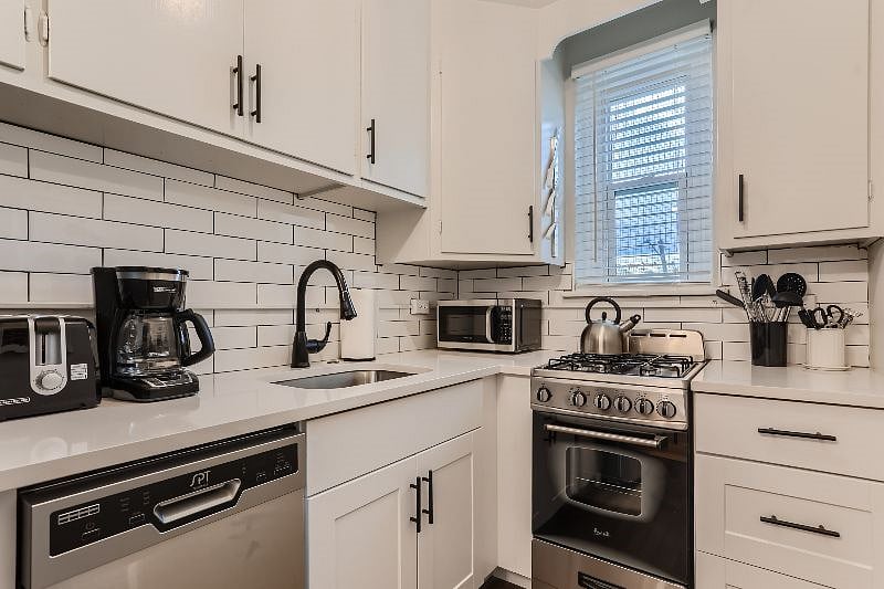 Furnished Finder property 598109_8 photo 7