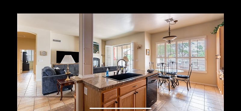Furnished Finder property 598133_1 photo 6