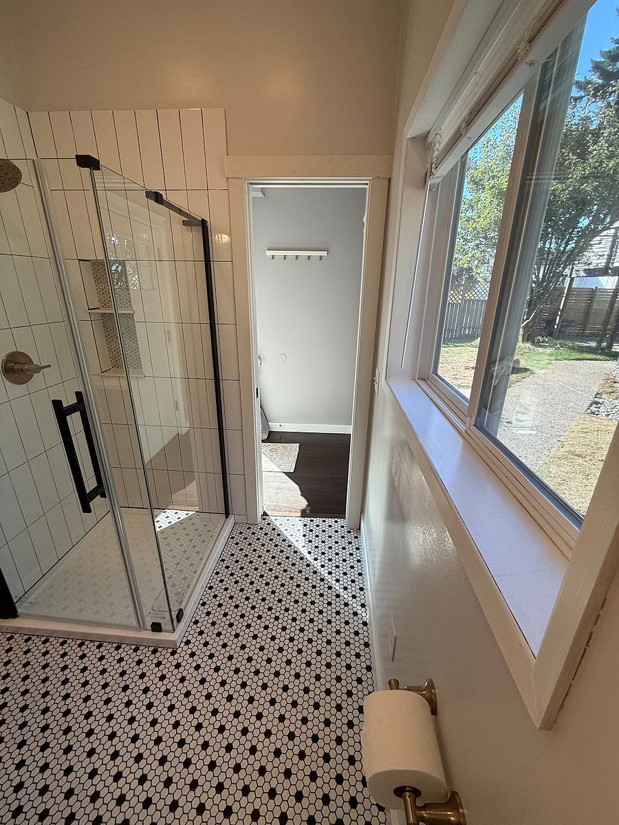 Furnished Finder property 598138_3 photo 25