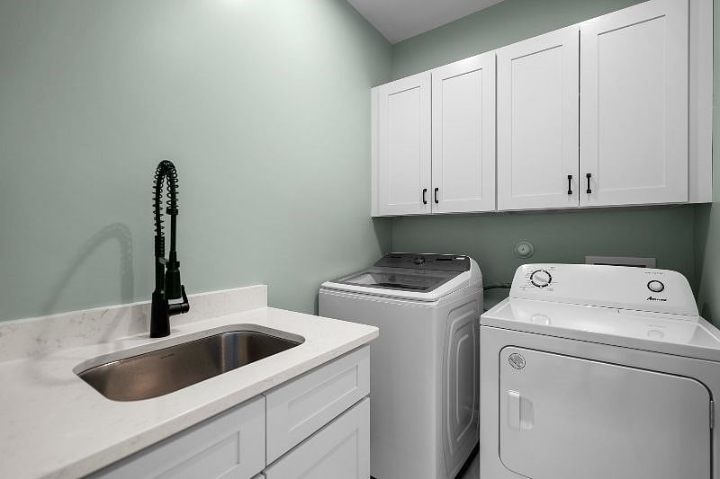 Furnished Finder property 598142_1 photo 19