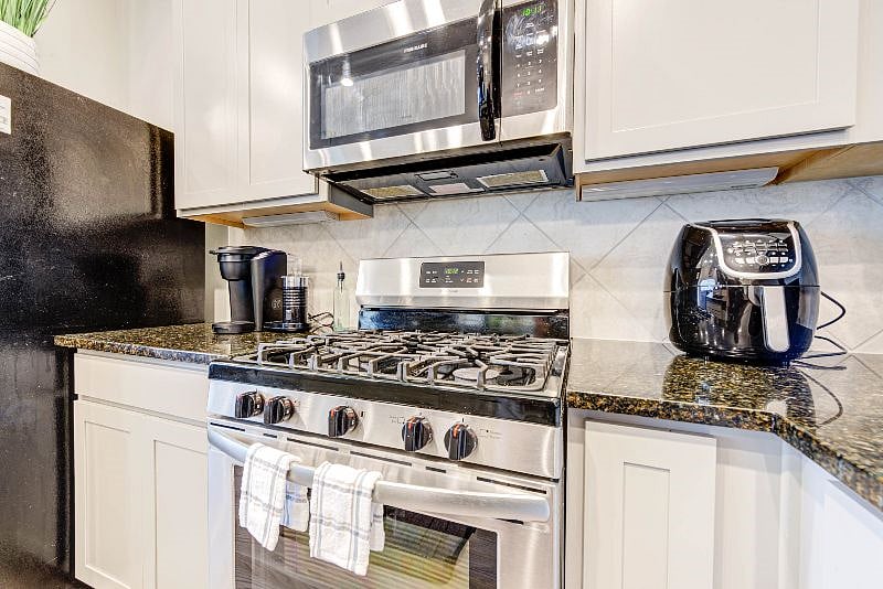 Furnished Finder property 598189_1 photo 7