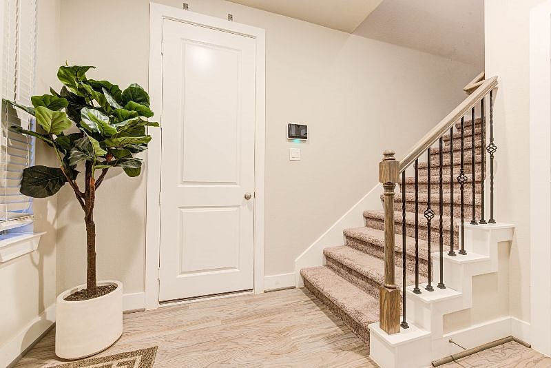 Furnished Finder property 598189_1 photo 10