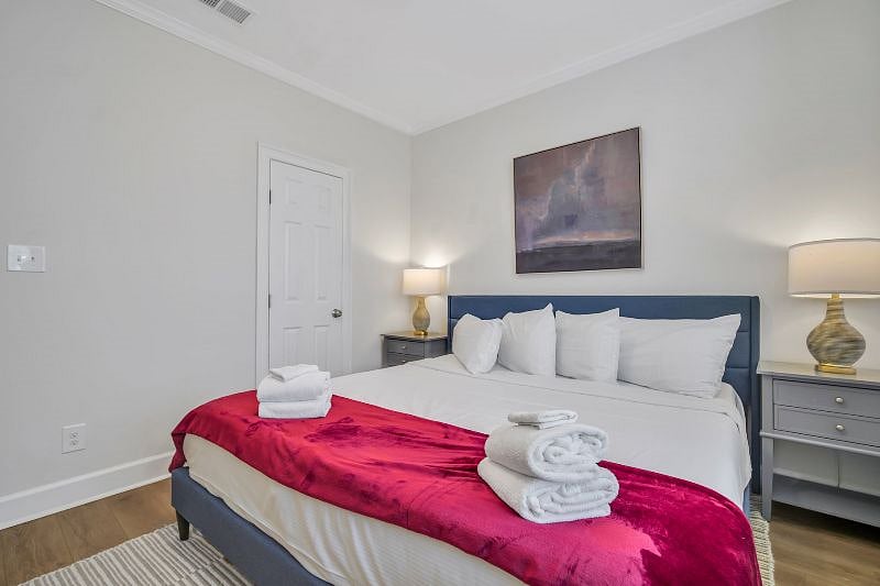 Furnished Finder property 598208_1 photo 17