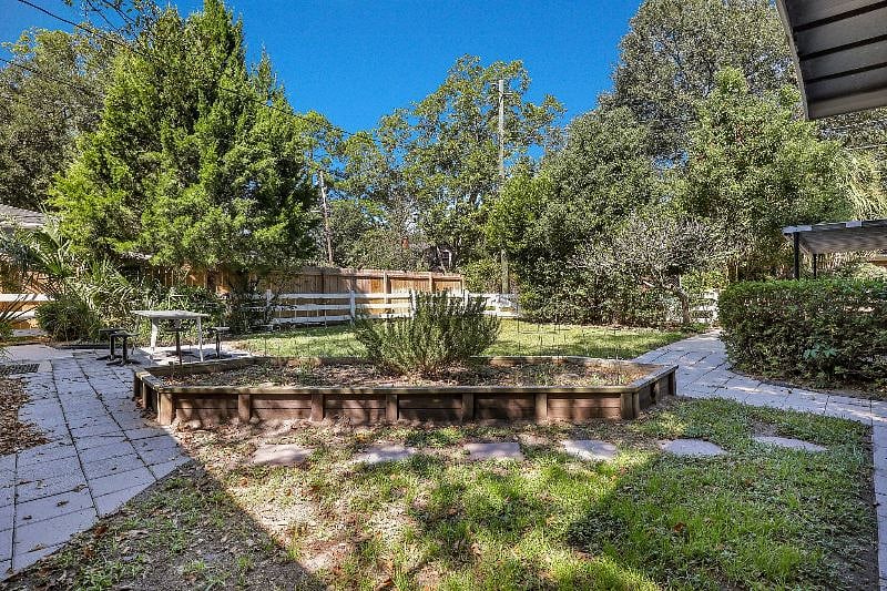 Furnished Finder property 598209_1 photo 8
