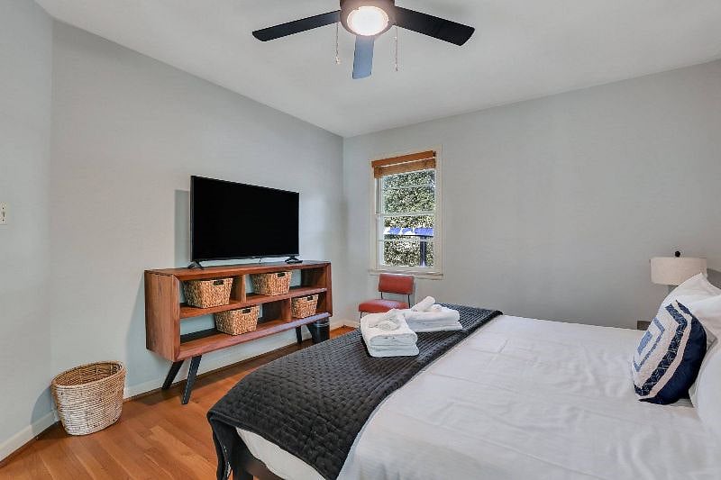 Furnished Finder property 598209_1 photo 17