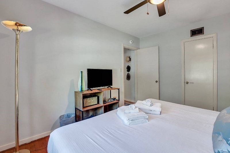 Furnished Finder property 598209_1 photo 23