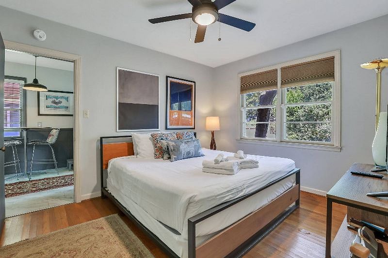 Furnished Finder property 598209_1 photo 25