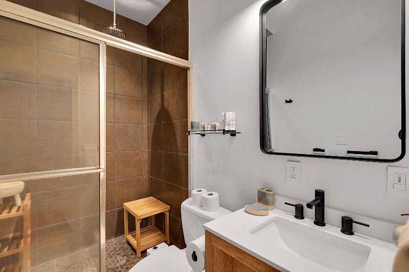 Furnished Finder property 598224_1 photo 17