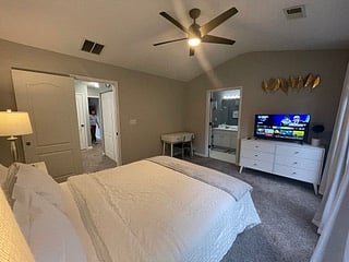 Furnished Finder property 598287_1 photo 39