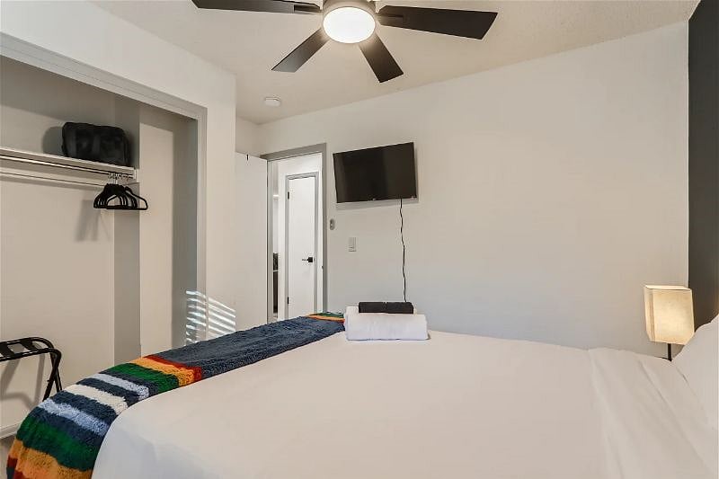Furnished Finder property 598295_1 photo 22