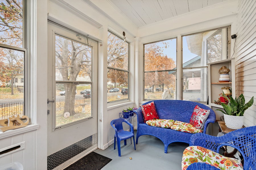 Cozy front entry - also lovely for coffee