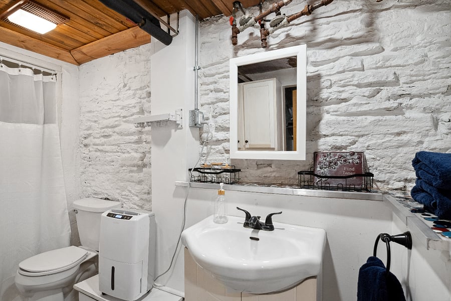 Urban open brick in your bathroom