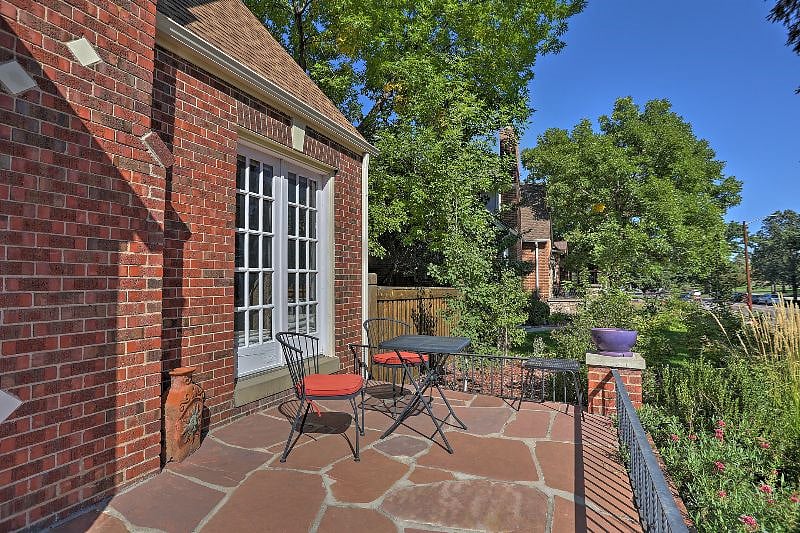 Furnished Finder property 598301_1 photo 25