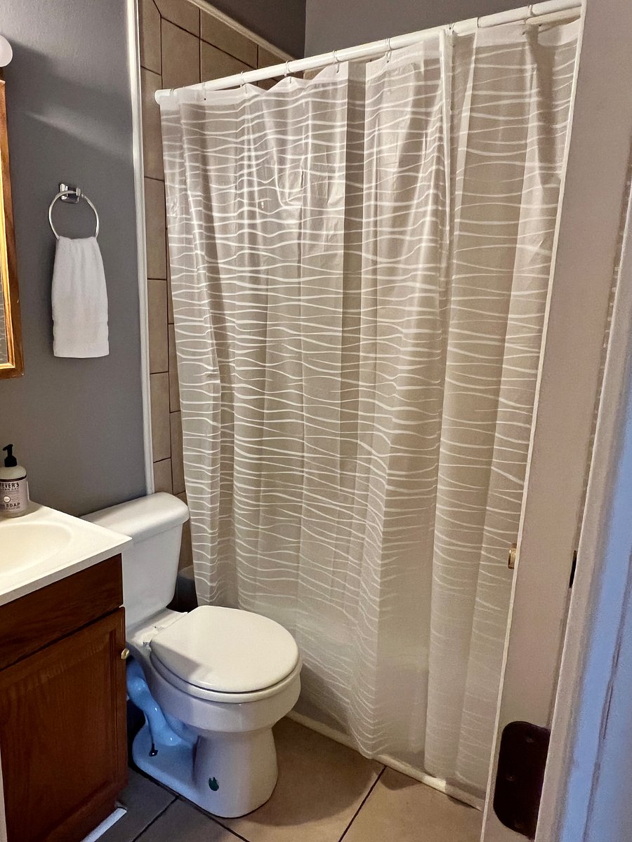 Furnished Finder property 598449_1 photo 3