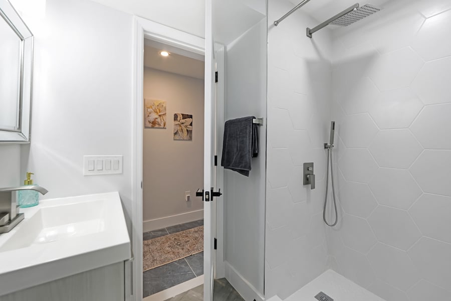 Furnished Finder property 598454_1 photo 17
