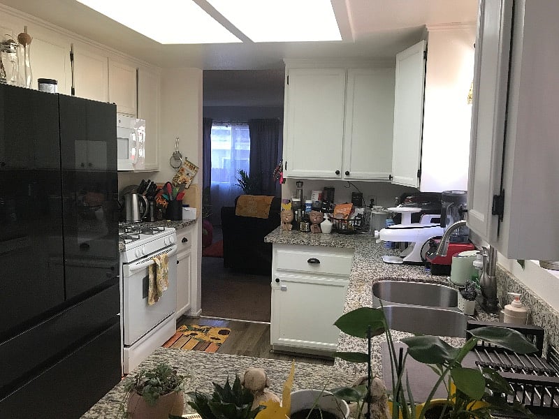 Clean kitchen, if you enjoy cooking!