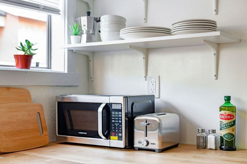 Microwave and toaster for quick meals