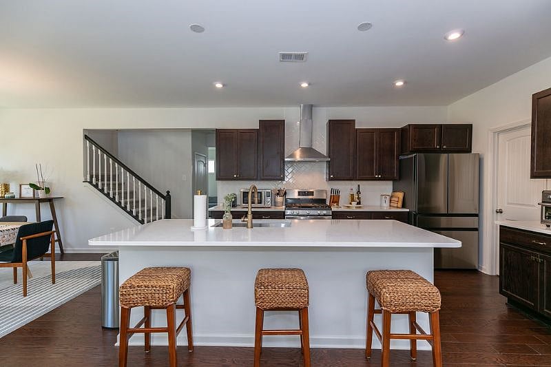 Furnished Finder property 598539_1 photo 7