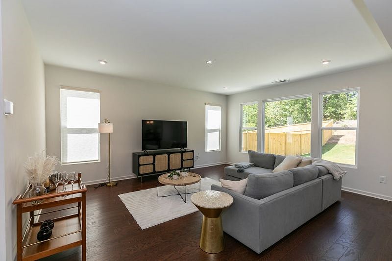 Furnished Finder property 598539_1 photo 11
