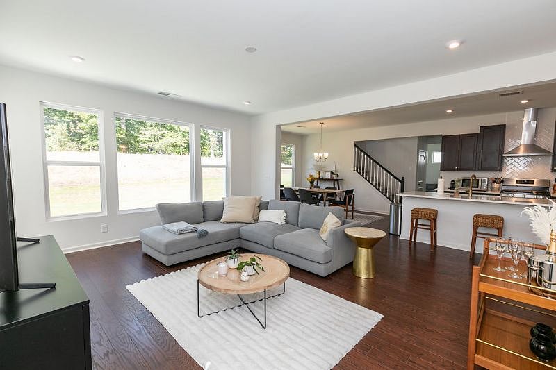 Furnished Finder property 598539_1 photo 9