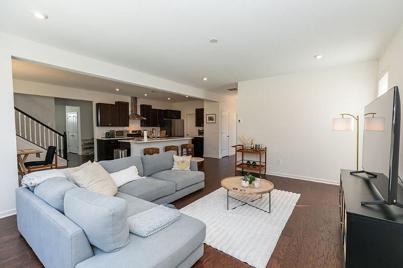 Furnished Finder property 598539_1 photo 10