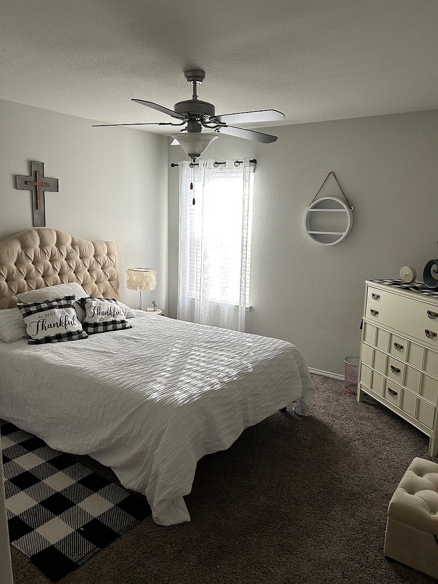 Upstairs Bedroom #2