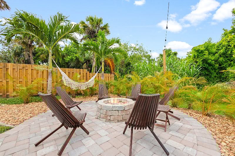 Furnished Finder property 598589_1 photo 7