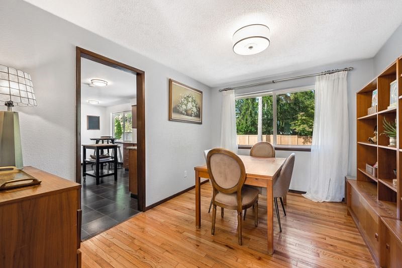 Furnished Finder property 598607_1 photo 13