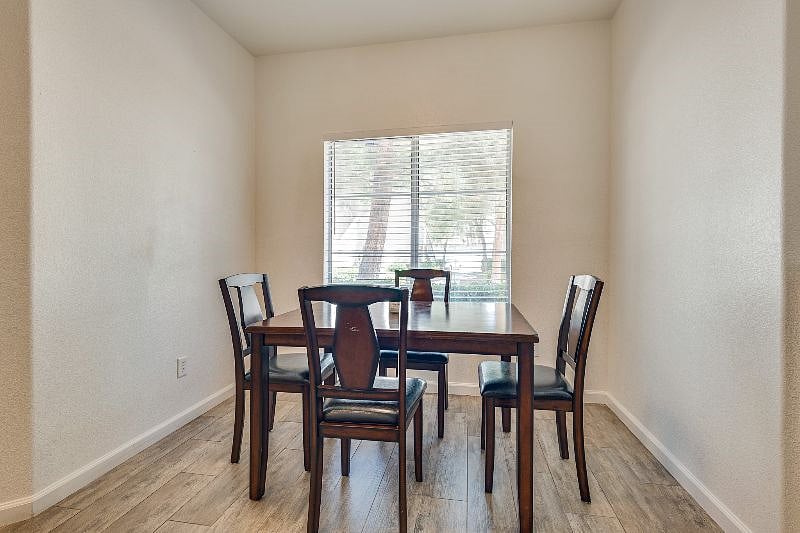 Furnished Finder property 598654_1 photo 6