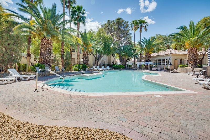 Furnished Finder property 598654_1 photo 14