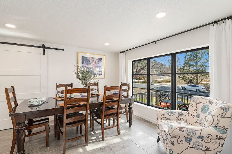 Furnished Finder property 598728_1 photo 6