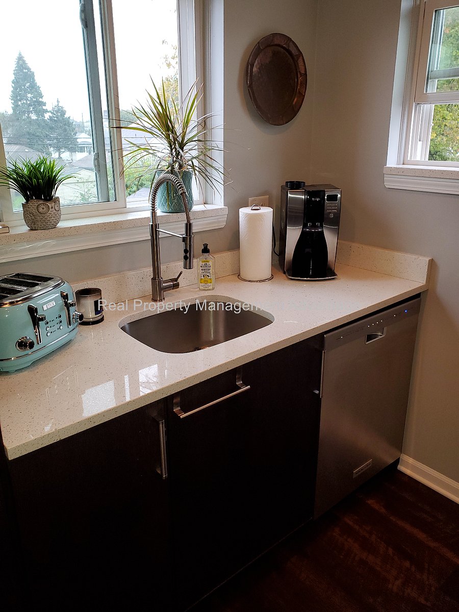 Furnished Finder property 598738_1 photo 12