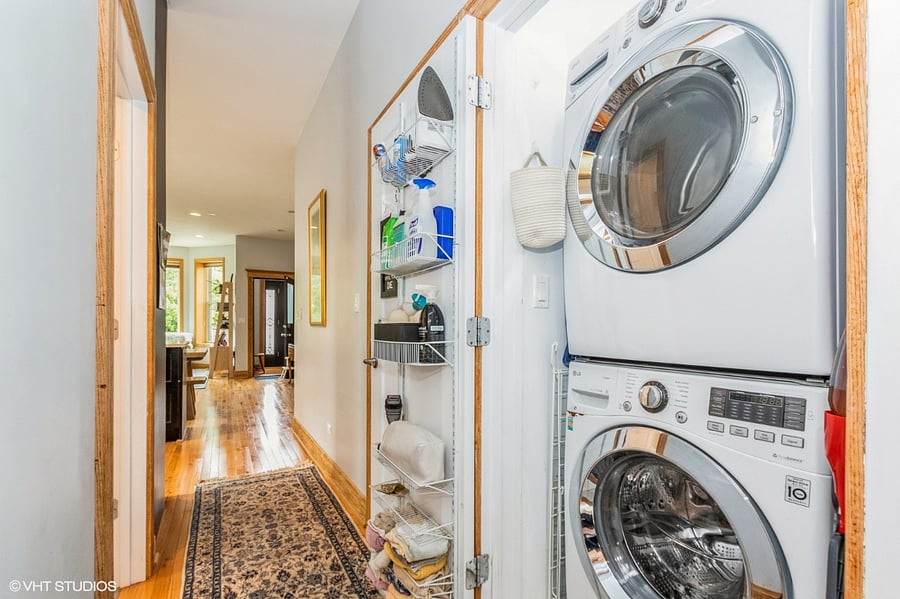 Full sized LG laundry in unit.