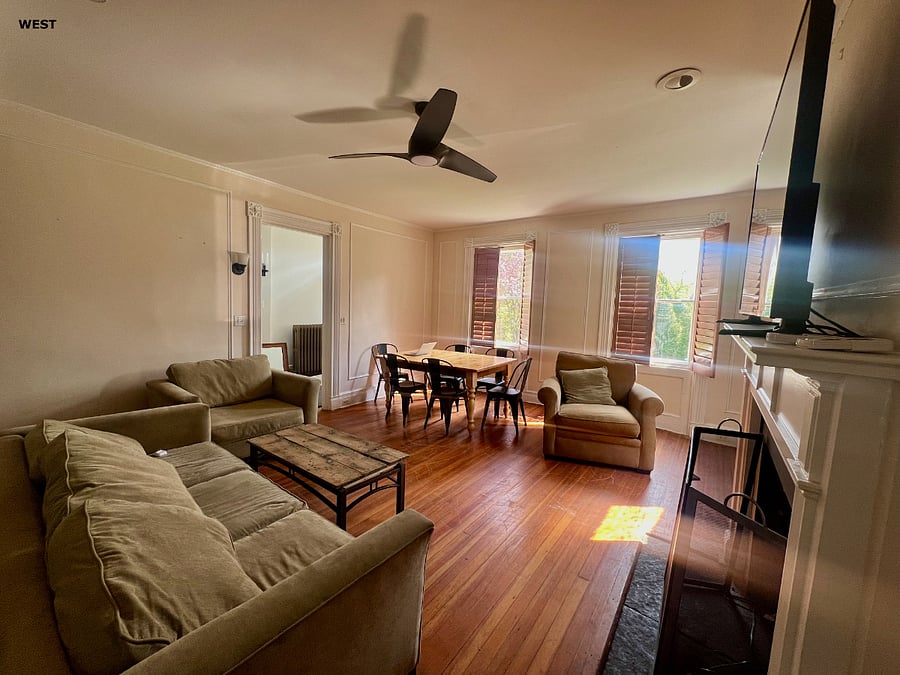 Furnished Finder property 598811_1 photo 4