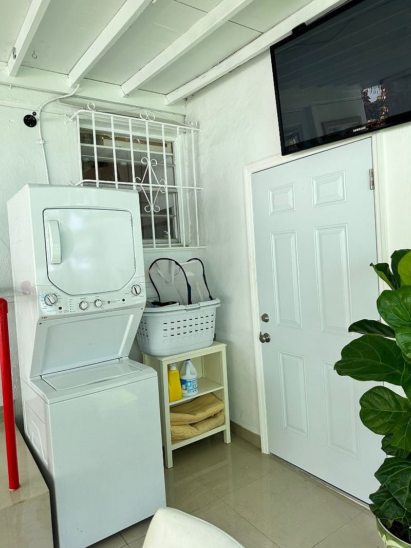 Furnished Finder property 598841_1 photo 16