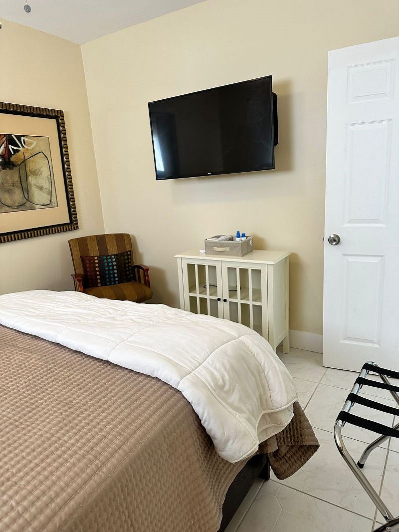 Furnished Finder property 598841_1 photo 13