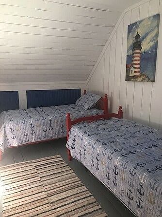 2 Twin beds in the second bedroom. 