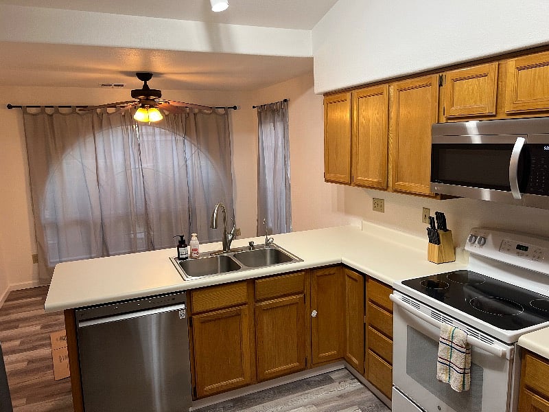Furnished Finder property 598859_1 photo 9