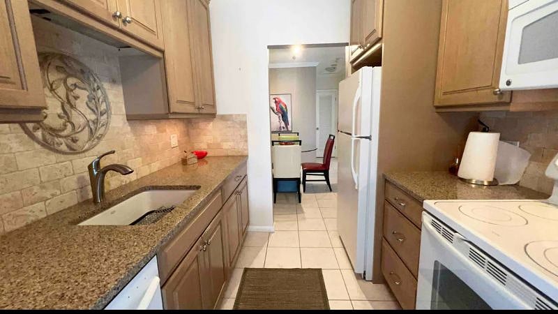 Furnished Finder property 598878_1 photo 14