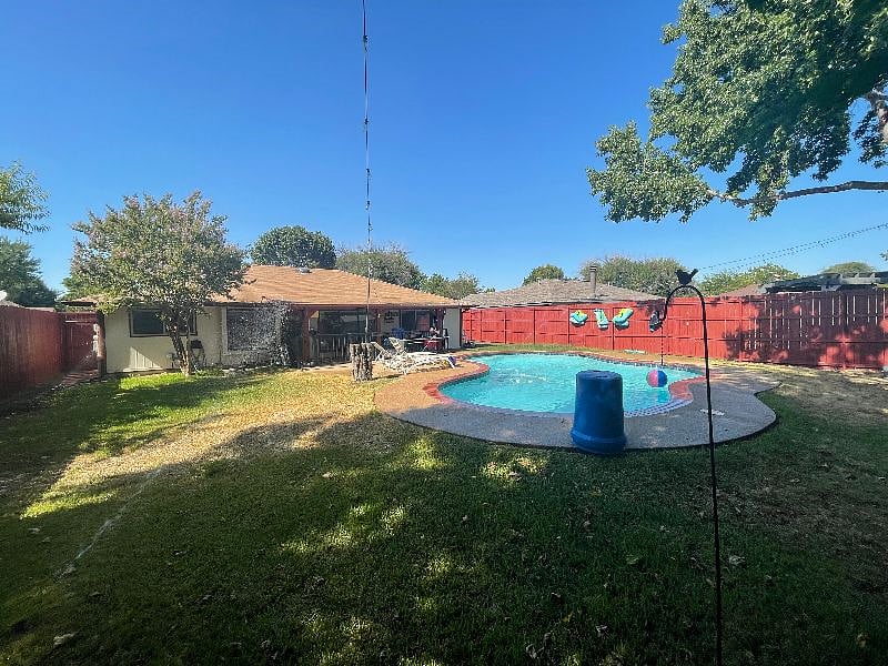 Furnished Finder property 598880_1 photo 12